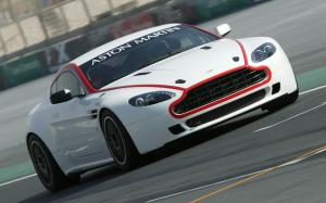 Aston Martin V8 Vantage GT4 '2009 - 10